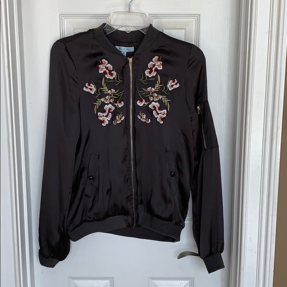 She + Sky Coat Gray Small NWOT Dressy Boutique